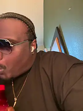 BigBossaNova69 online show from April 2026 01:08:01 AM