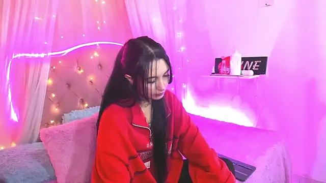  Mia  9 online show from March 2025 09:16:02 PM