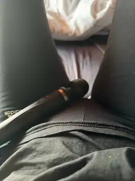 Ana-05 online show from February 2025 03:54:02 PM