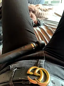 Ana-05 online show from September 2025 10:48:01 AM