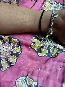 lakey91girl online show from January 2025 01:15:01 PM