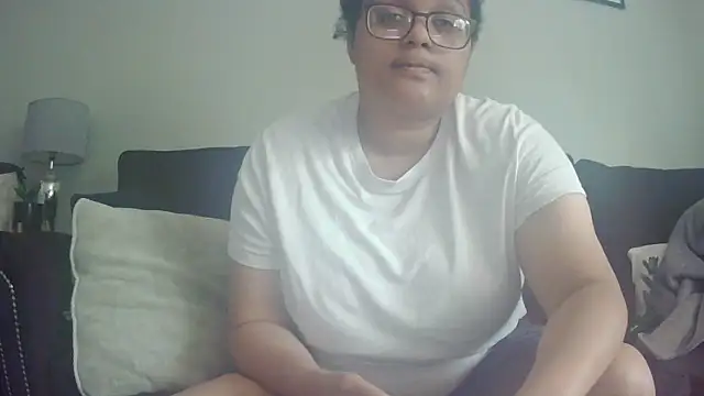 vanilla chocolate23 online show from June 2026 07:32:02 AM