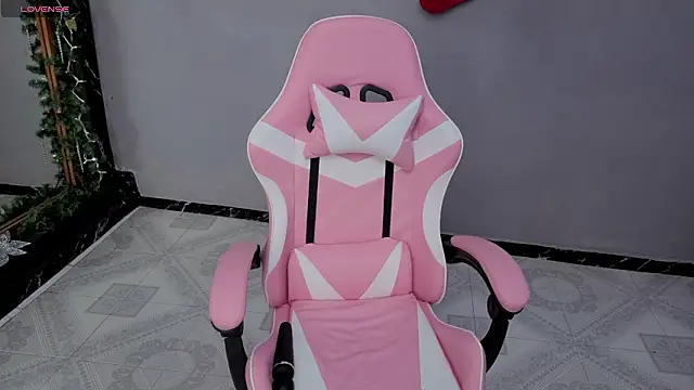 miss10 antonella online show from January 2026 04:54:02 PM