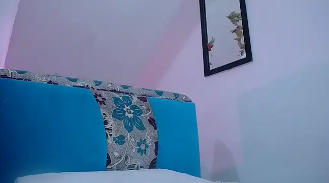 Snapshot of diamonmeli chatting on February 2025 02:37:01 PM diamonmeli online show from February 2025 02:37:01 PM