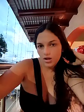 girl milk1 online show from November 2025 10:37:02 PM