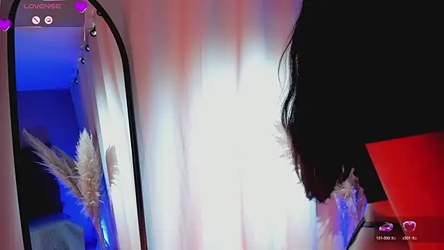 aisha   online show from March 2025 03:41:01 PM