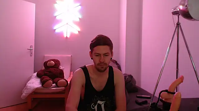 jonny-bisexual online show from December 2024 10:31:01 PM