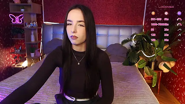 AuroraAksnesss online show from February 2025 02:34:02 PM