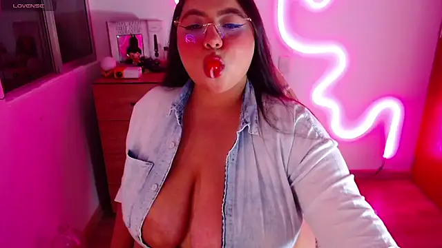 Rebeca charme21 online show from January 2025 05:15:02 AM