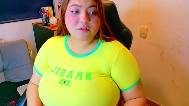 Rebeca charme21 online show from August 2026 11:20:01 AM