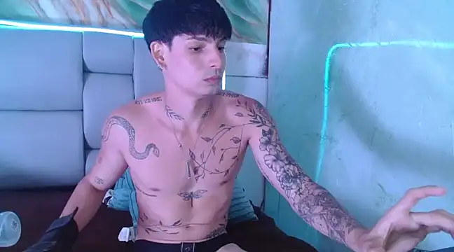 Apolo Hidalgo01 online show from March 2025 05:39:02 PM