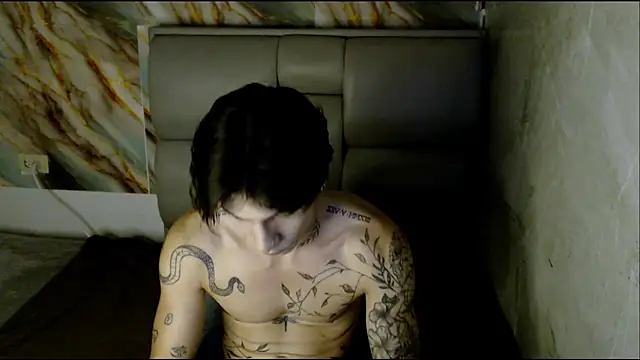 Apolo Hidalgo01 online show from September 2025 06:54:01 PM