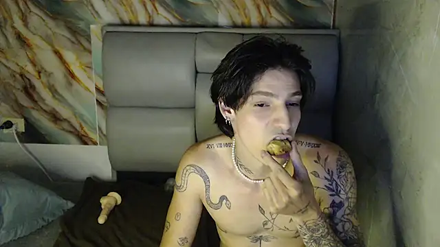 Apolo Hidalgo01 online show from October 2025 10:09:01 PM