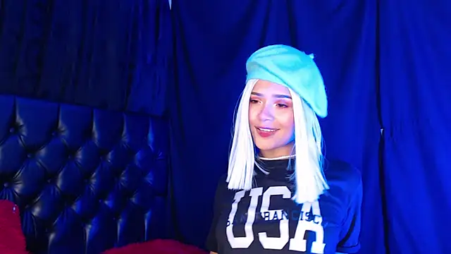 Snapshot of Annyjhonson chatting on March 2025 12:48:01 AM Annyjhonson online show from March 2025 12:48:01 AM