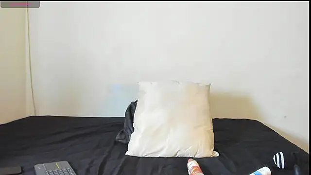 AdonisKnight online show from November 2025 09:06:02 PM