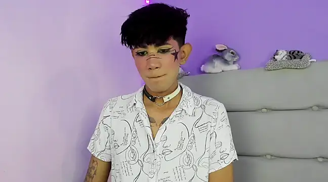 andrew uwu  online show from March 2025 07:53:02 PM