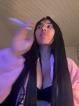 Anily Lovely online show from October 2025 11:57:01 PM