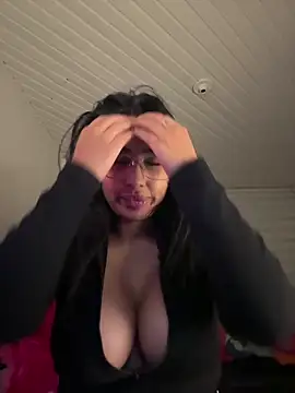 Anily Lovely online show from February 2026 01:45:01 AM