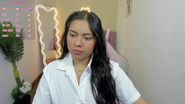 Snapshot of kendra_tay chatting on January 2025 03:22:01 AM kendra tay online show from January 2025 03:22:01 AM