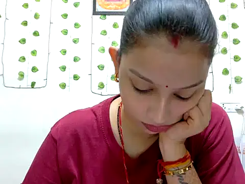 Aleena Rai online show from October 2025 07:36:02 PM