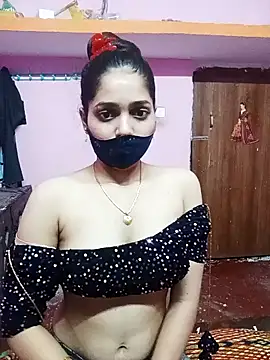 Cute-Simmi online show from December 2024 08:38:02 PM