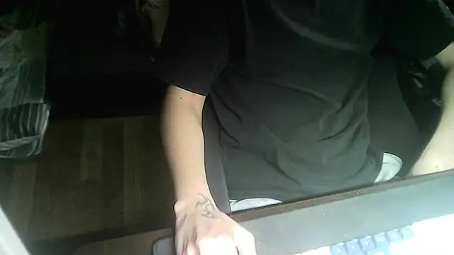 Snapshot of Ryan67533 chatting on September 2025 02:22:02 AM Ryan67533 online show from September 2025 02:22:02 AM