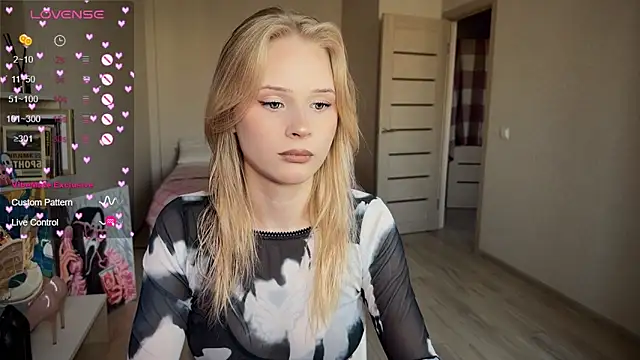 lisa barbie online show from September 2025 02:08:01 PM