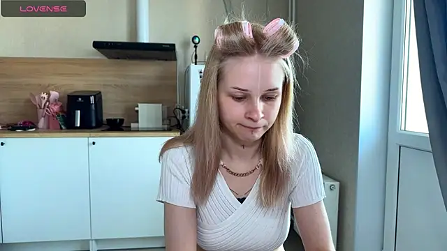 lisa barbie online show from May 2026 08:55:02 AM