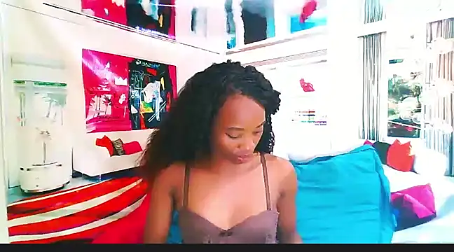 Snapshot of EbonyCreamy69 chatting on December 2024 01:11:01 PM EbonyCreamy69 online show from December 2024 01:11:01 PM