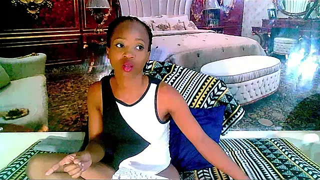 Snapshot of EbonyCreamy69 chatting on December 2024 10:22:01 PM EbonyCreamy69 online show from December 2024 10:22:01 PM