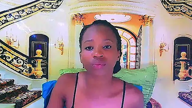 Snapshot of EbonyCreamy69 chatting on December 2024 06:22:02 AM EbonyCreamy69 online show from December 2024 06:22:02 AM