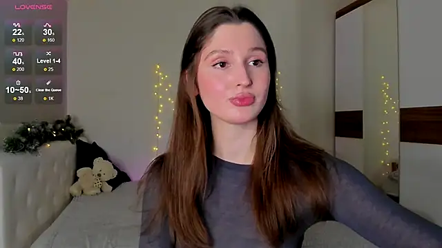 Snapshot of tender_babyy chatting on December 2024 02:26:02 PM tender babyy online show from December 2024 02:26:02 PM