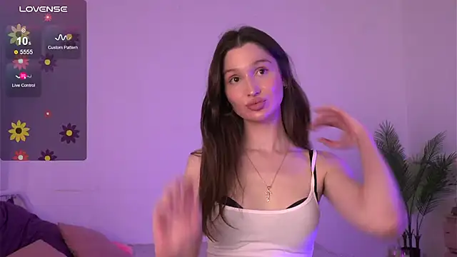 Snapshot of tender_babyy chatting on October 2025 01:03:02 PM tender babyy online show from October 2025 01:03:02 PM