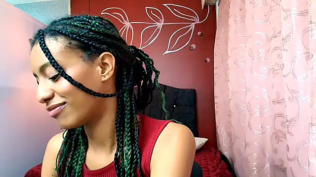 Zia Green online show from December 2024 03:59:01 PM