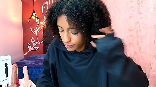 Zia Green online show from January 2025 03:29:01 PM