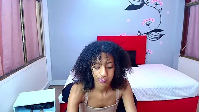 Zia Green online show from March 2025 07:39:01 PM