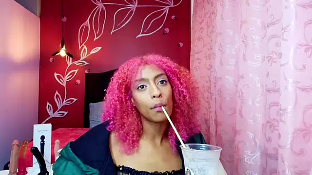 Zia Green online show from March 2025 03:35:02 PM