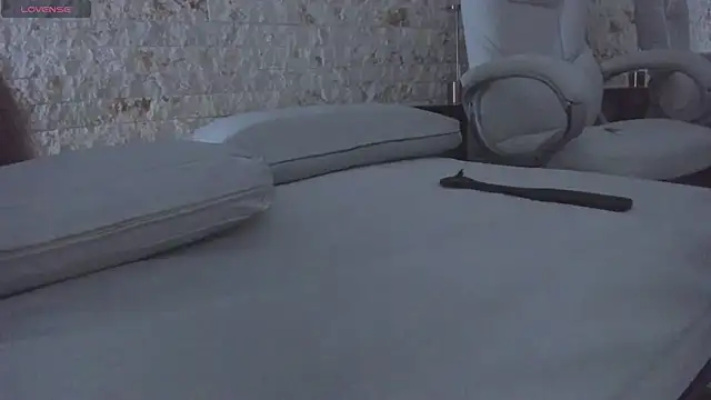 Snapshot of pamela_west chatting on January 2025 11:11:01 PM pamela west online show from January 2025 11:11:01 PM