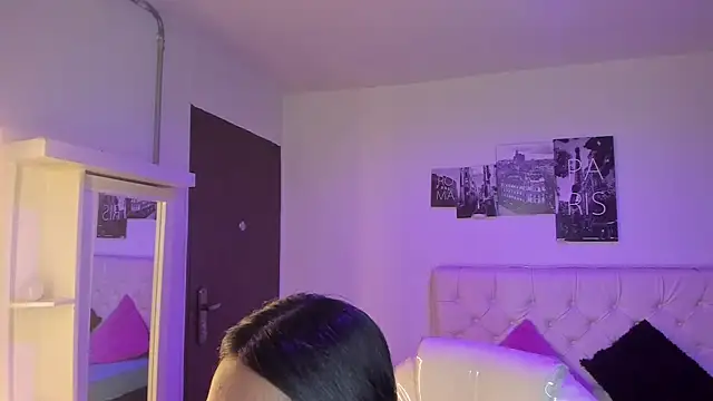 Amy Kiitty  online show from March 2026 01:06:01 PM