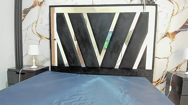 KarinaSimonz online show from October 2025 03:00:02 PM