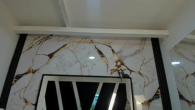 KarinaSimonz online show from October 2025 07:14:01 PM