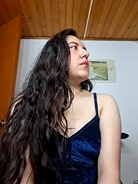 Emi chik online show from March 2026 11:38:01 AM