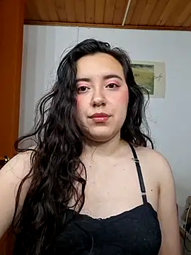 Emi chik online show from March 2026 11:14:01 AM