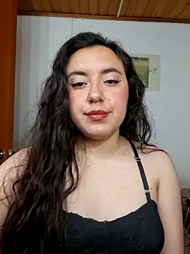 Snapshot of Emi_chik chatting on June 2026 05:03:02 AM Emi chik online show from June 2026 05:03:02 AM