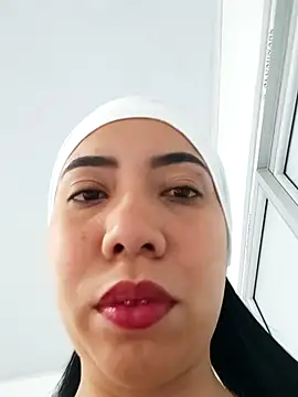 Sweet hot mia online show from November 2025 01:26:02 PM