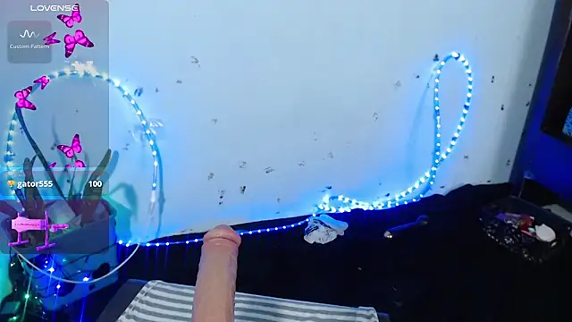 April sexycurvi online show from March 2025 07:19:02 AM