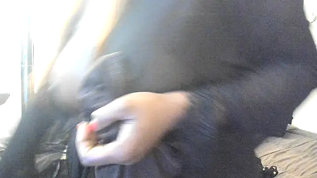 Snapshot of SlutyMaya4k chatting on December 2024 07:10:01 AM SlutyMaya4k online show from December 2024 07:10:01 AM