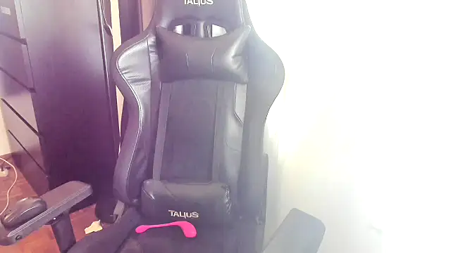 Snapshot of SlutyMaya4k chatting on January 2025 11:30:02 AM SlutyMaya4k online show from January 2025 11:30:02 AM