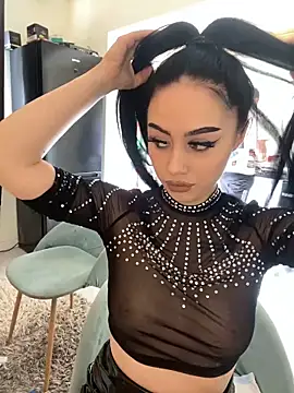 Snapshot of Gya_Rue chatting on March 2025 10:50:02 AM Gya Rue online show from March 2025 10:50:02 AM