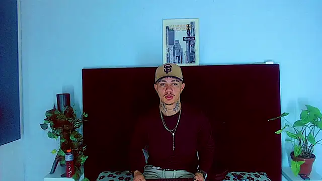 HannibalLester online show from November 2025 05:17:01 AM